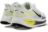 Nike Vomero 18