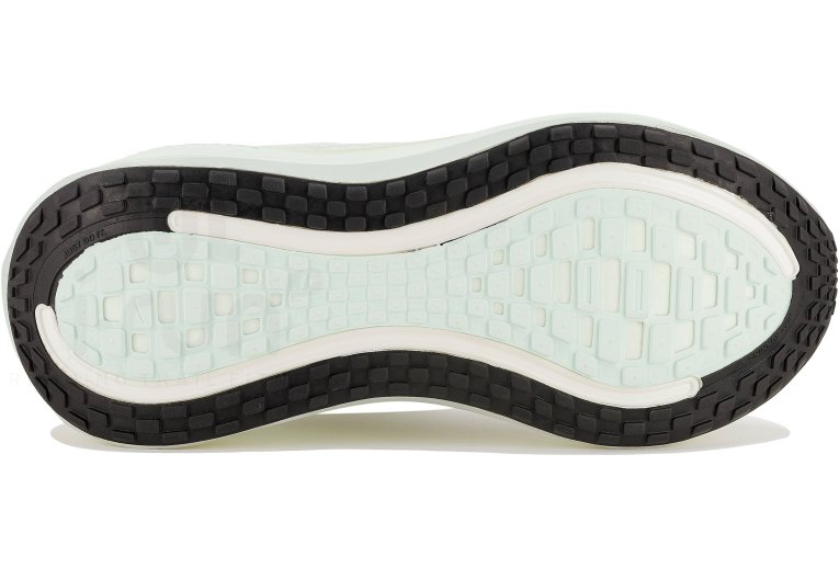 Nike Vomero Plus Match A Mile