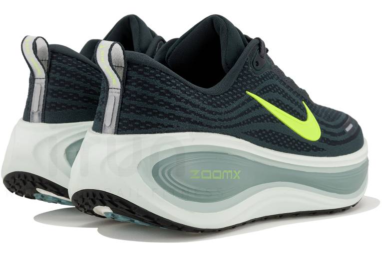 Nike Vomero Plus