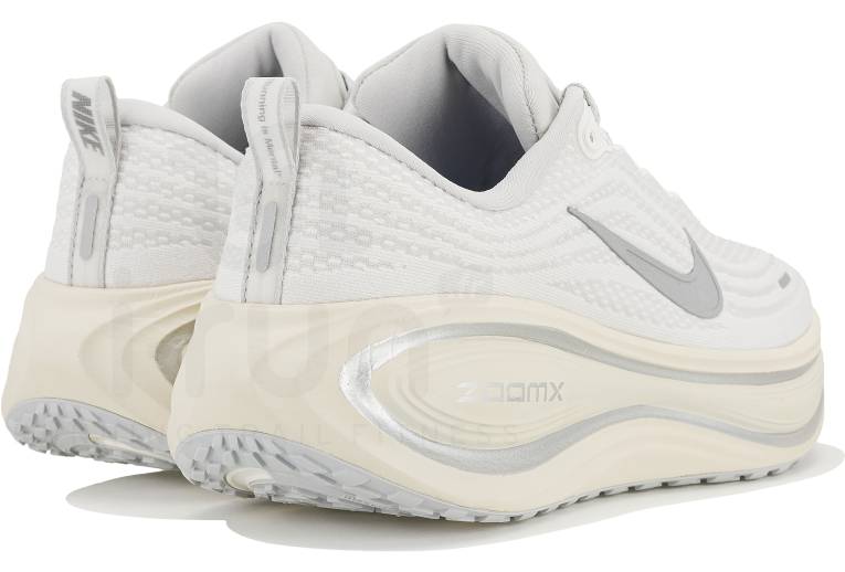 Nike Vomero Plus
