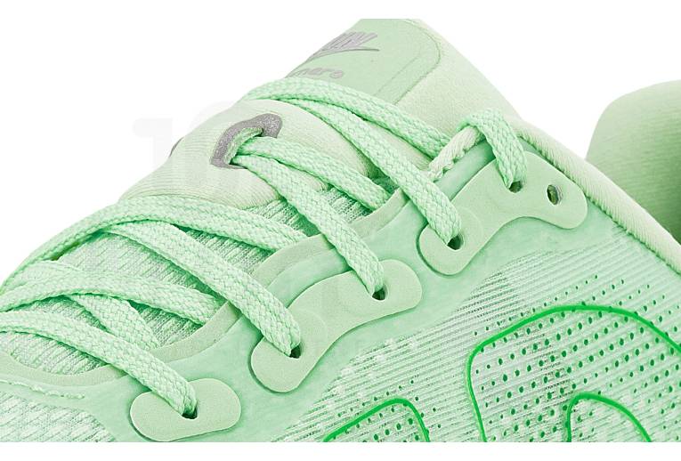 Nike Vomero Premium 