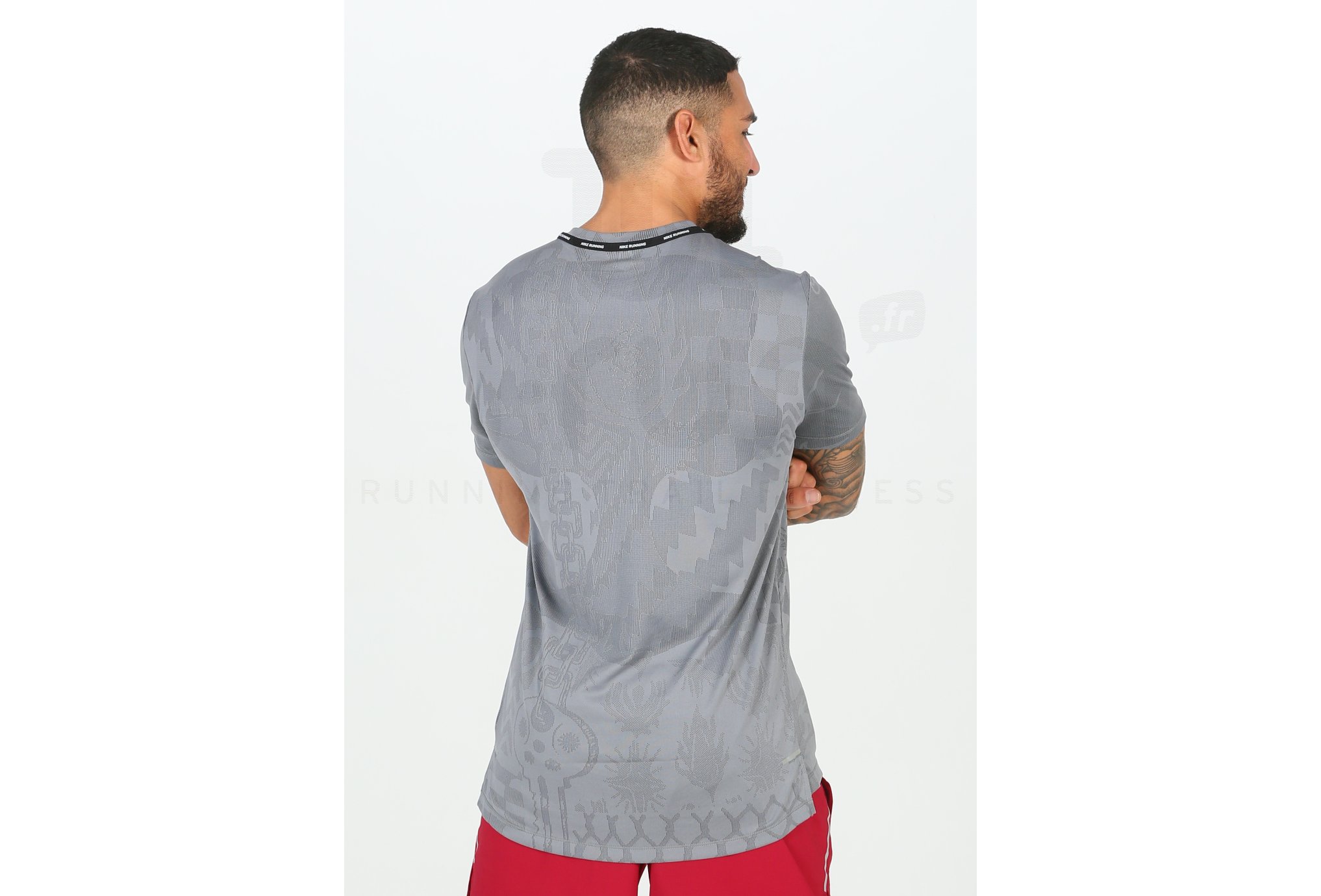Nike camiseta manga corta Wild Run TechKnit