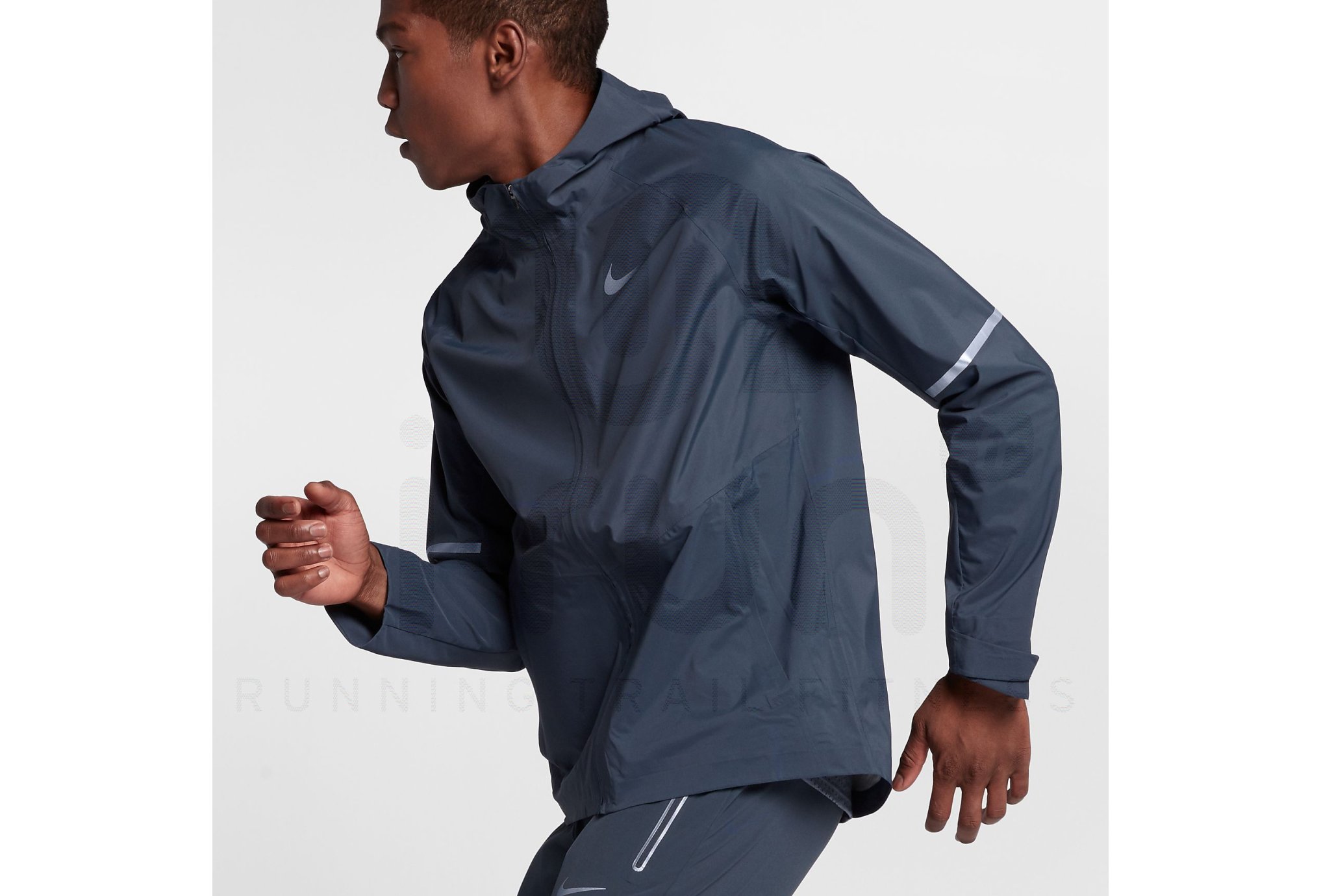 Nike Chaqueta Zonal AeroShield Hooded