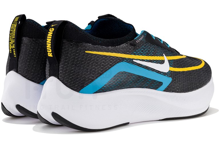 Nike Zoom Fly 4