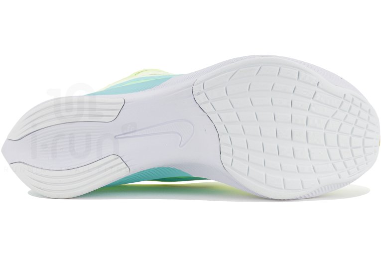 Nike Zoom Fly 4