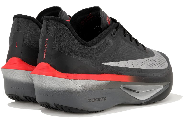 Nike Zoom Fly 6 