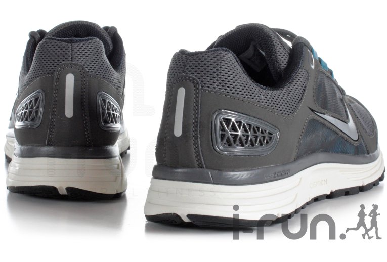 Nike Zoom Vomero+ 7 M 