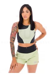 NNormal Trail Crop Top 02