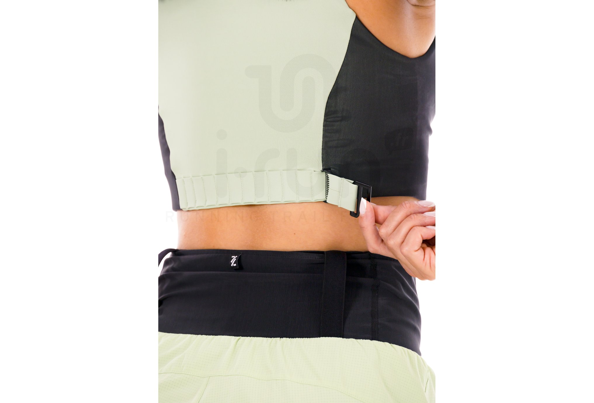 NNormal Trail Crop Top 02