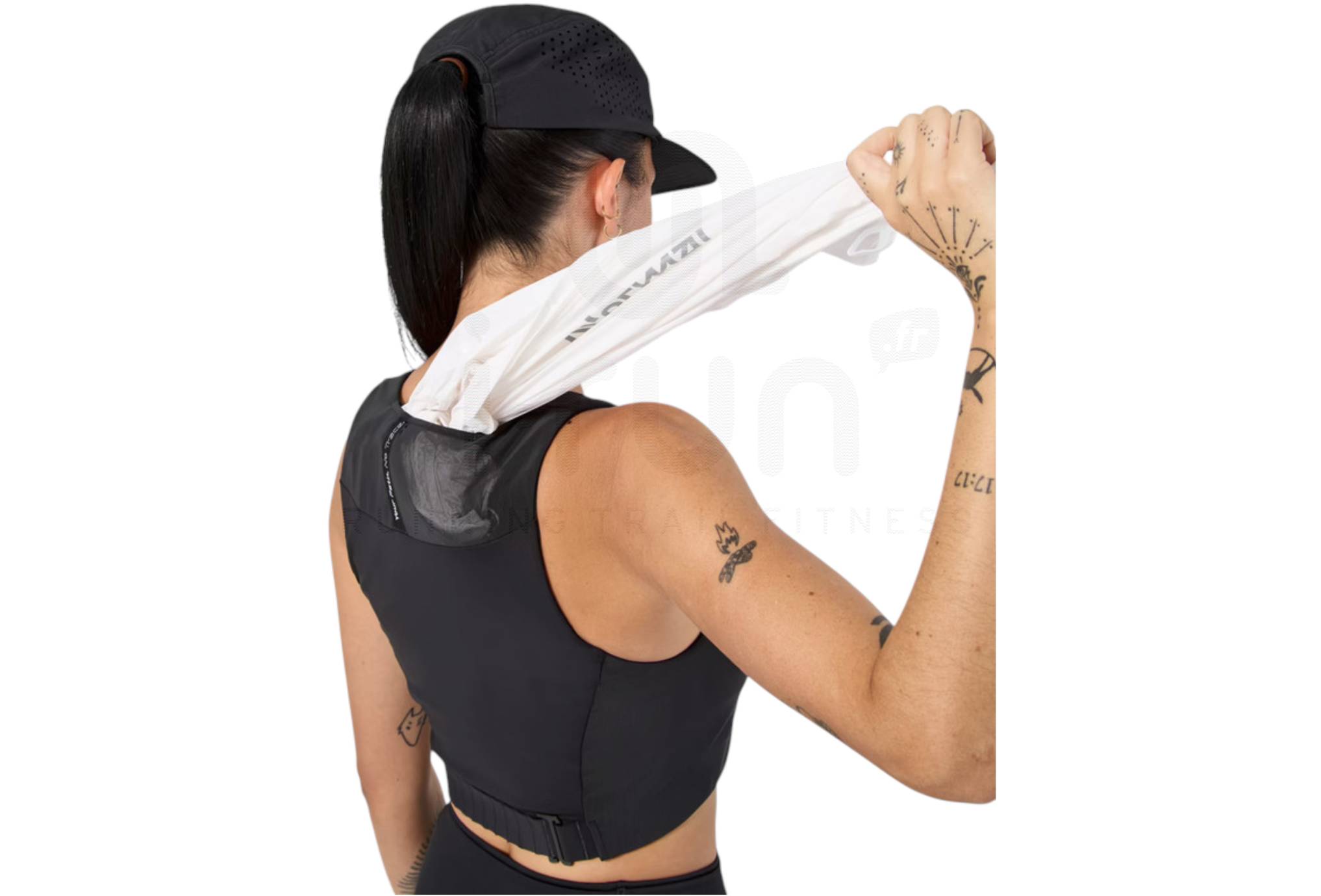 NNormal Trail Crop Top 02 Damen