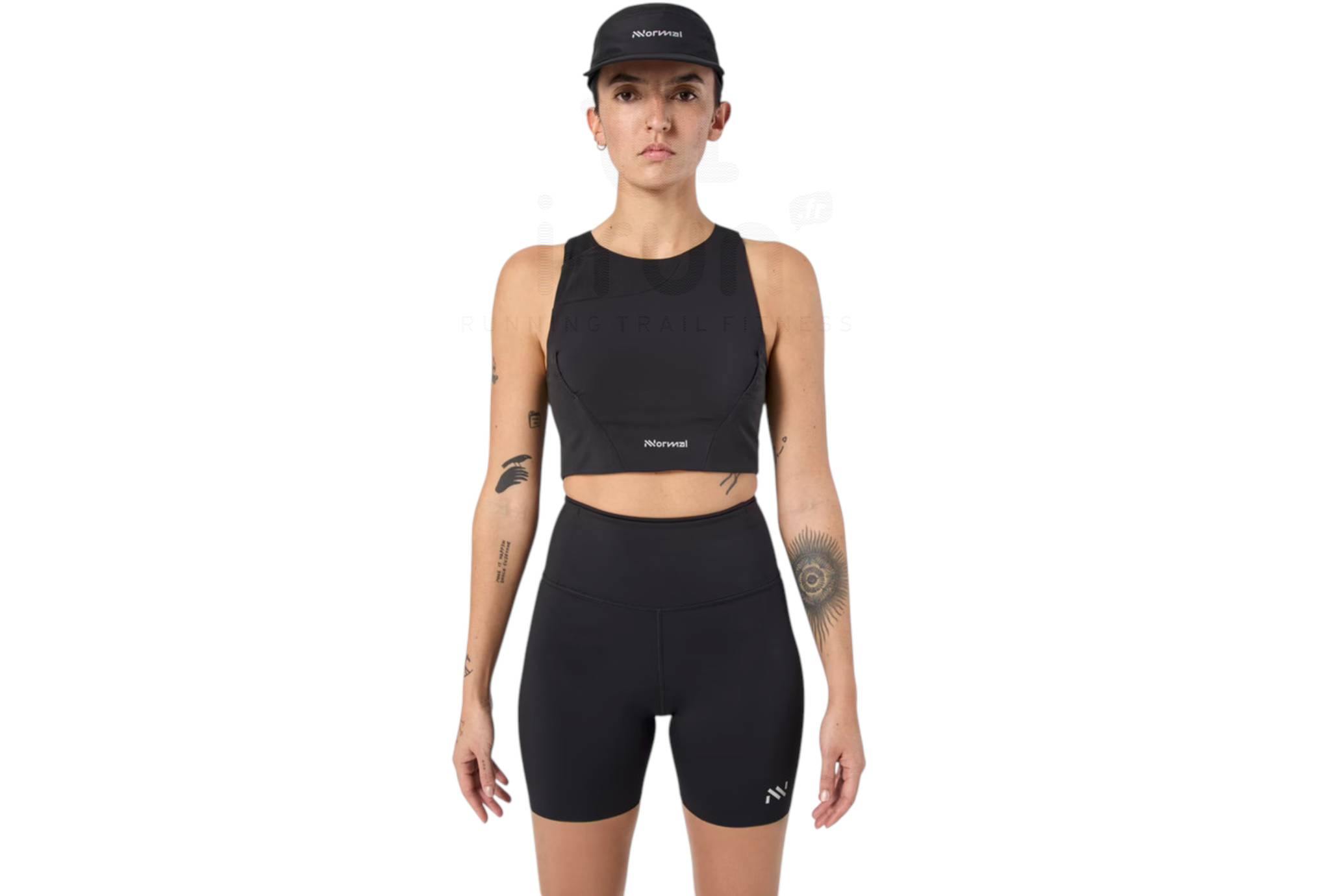 NNormal Trail Crop Top 02 Damen