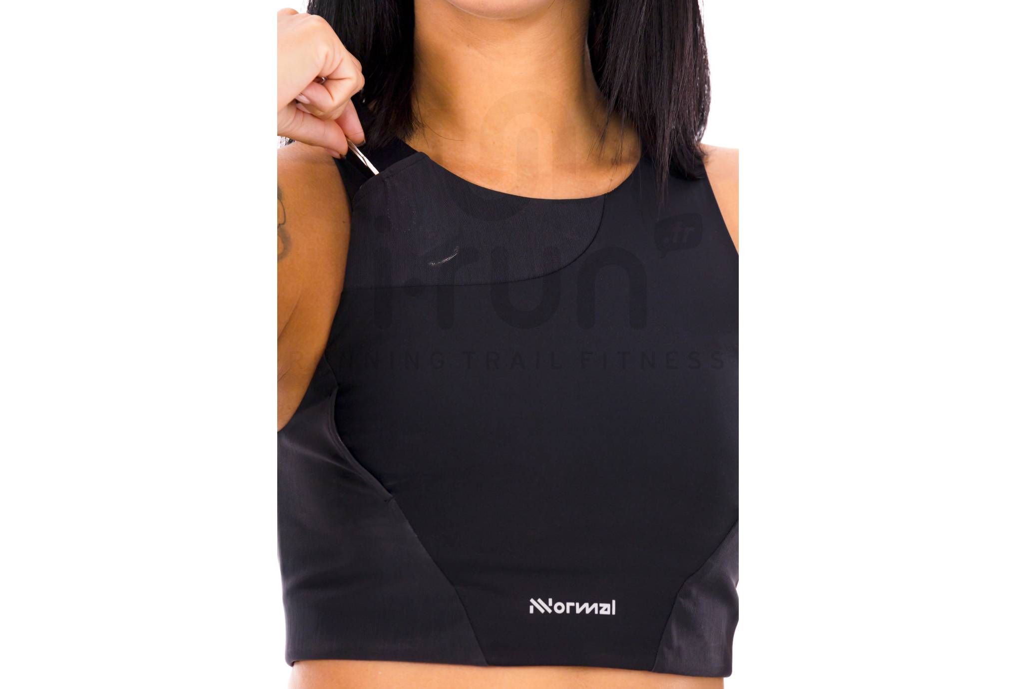 NNormal Trail Crop Top 02 Damen