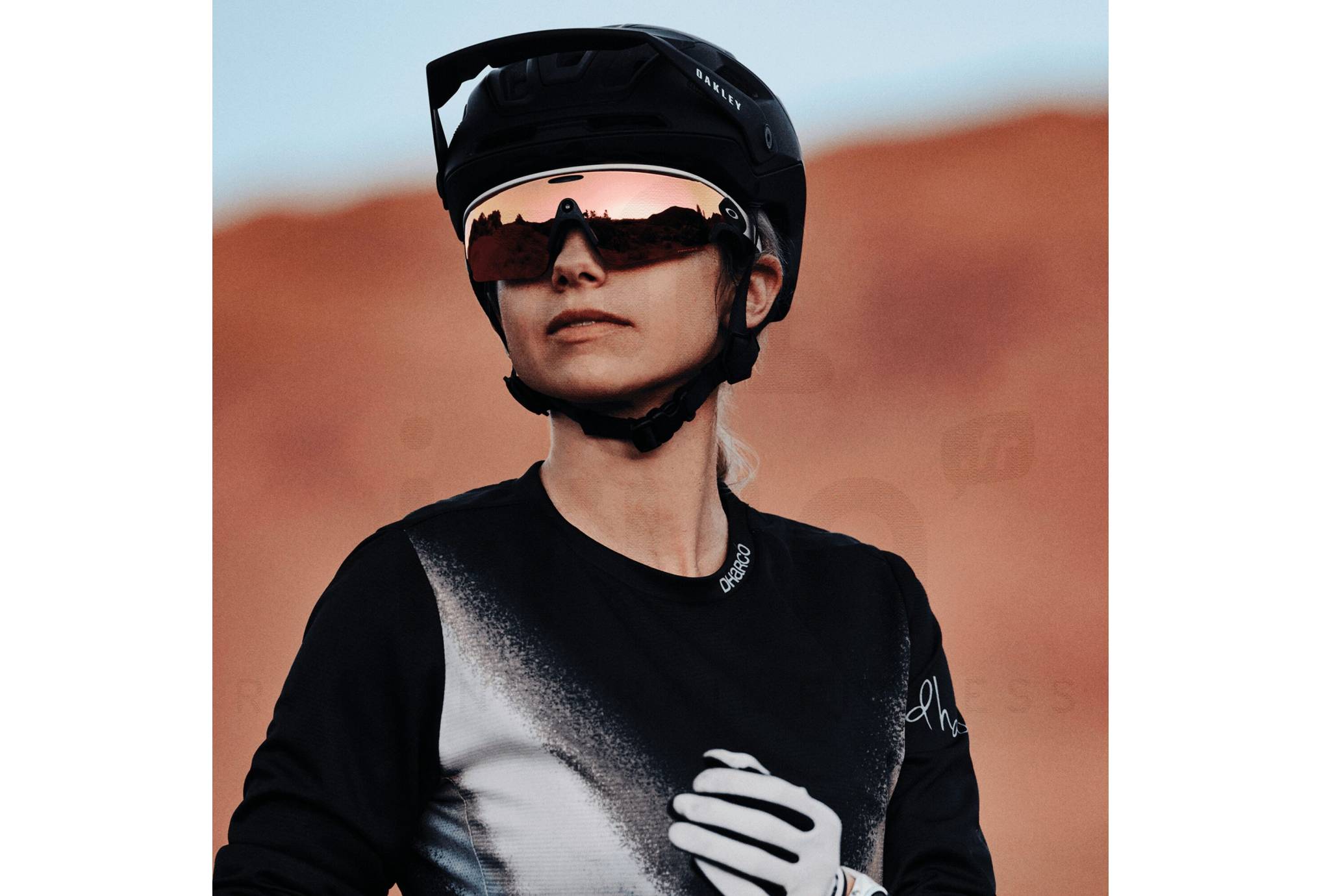 Oakley Meta Vanguard Prizm Rose Gold