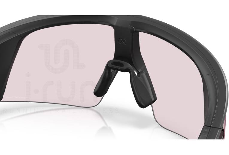 Oakley Meta Vanguard Prizm Transitions Ember