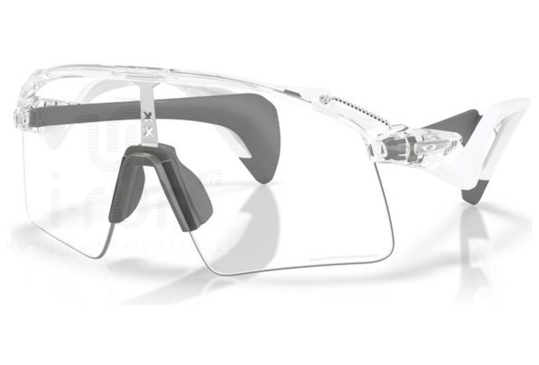 Oakley Stunt Wing Photochromic Clear to Black Iridium