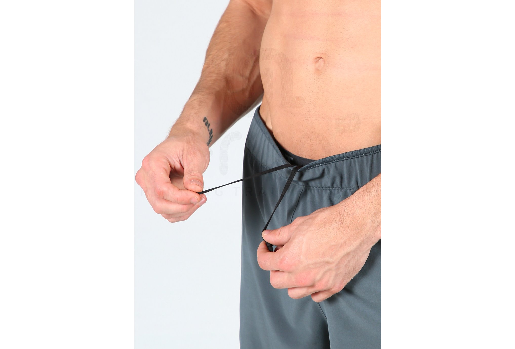 Odlo Pantal�n corto Zeroweight Ceramicool Pro 2en1
