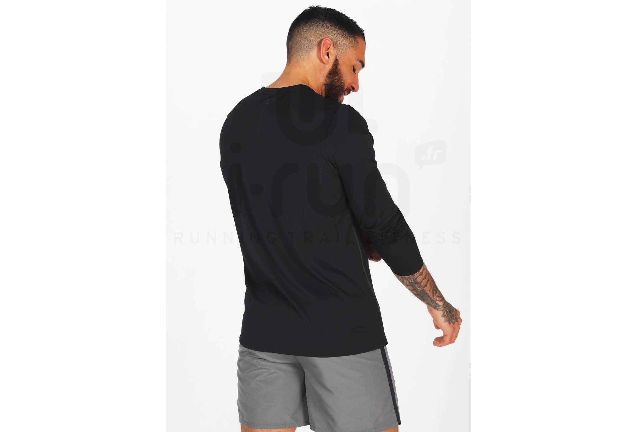 Odlo camiseta manga larga Zeroweight Chill-Tec Blackpack