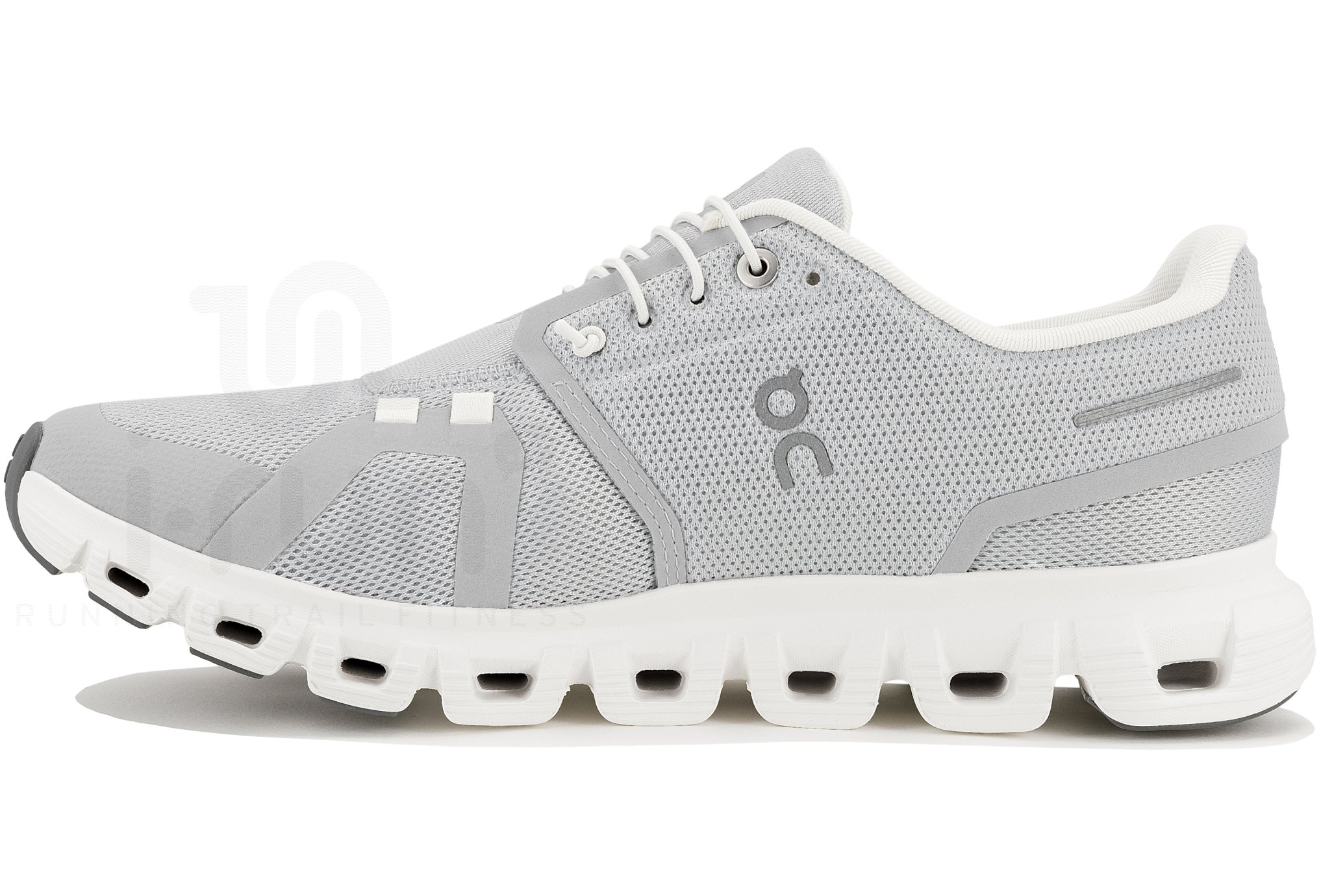 On-Running Cloud 6