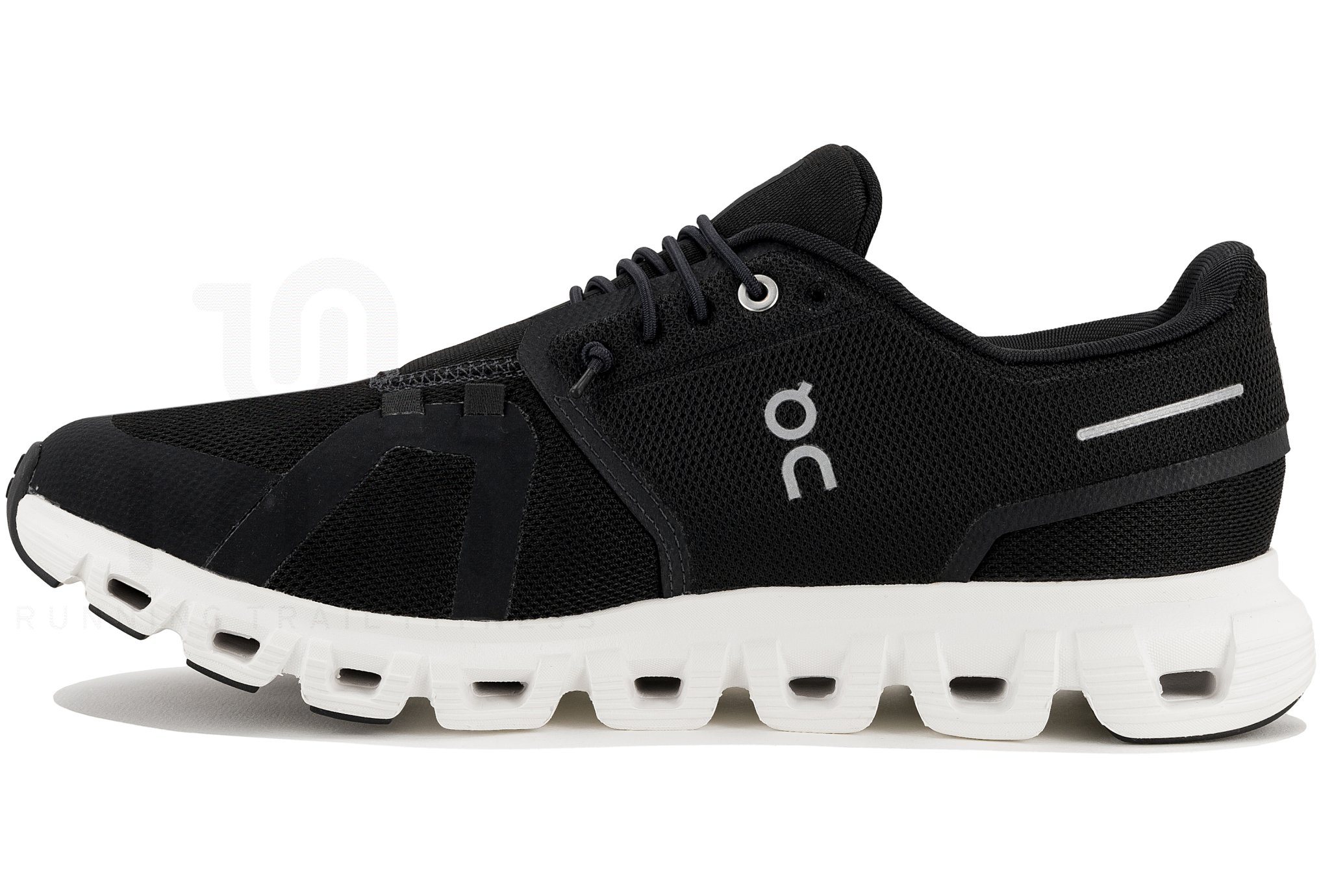 On-Running Cloud 6