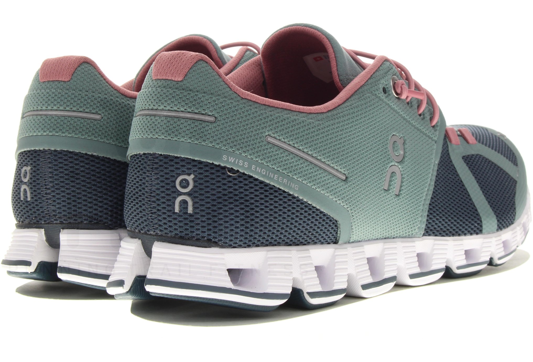 On-Running Cloud Damen