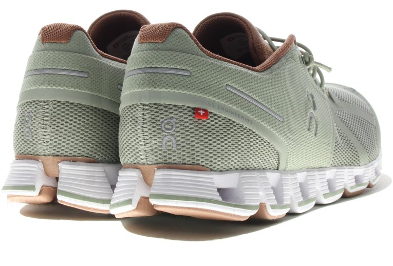On-Running Cloud