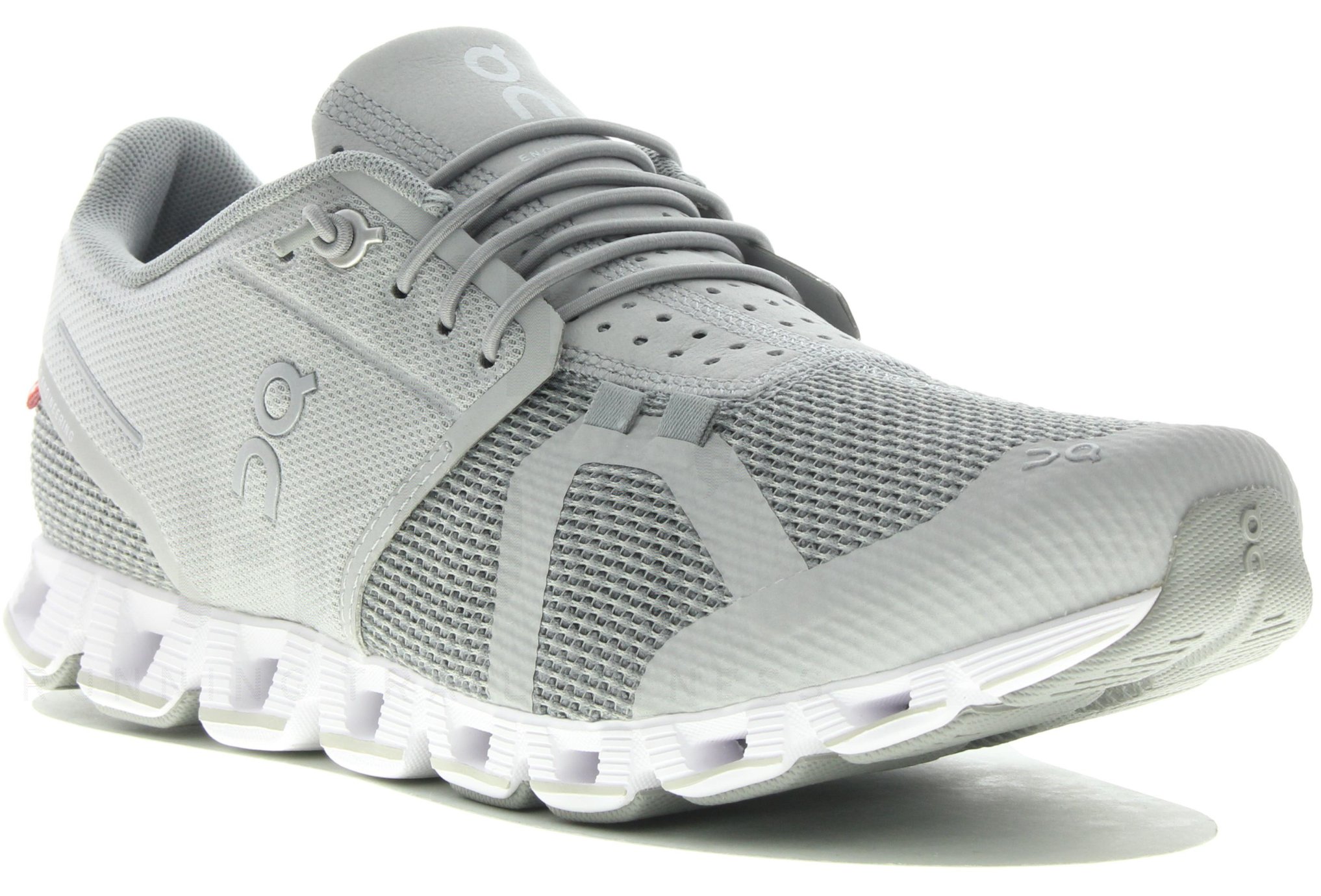 On-Running Cloud Damen