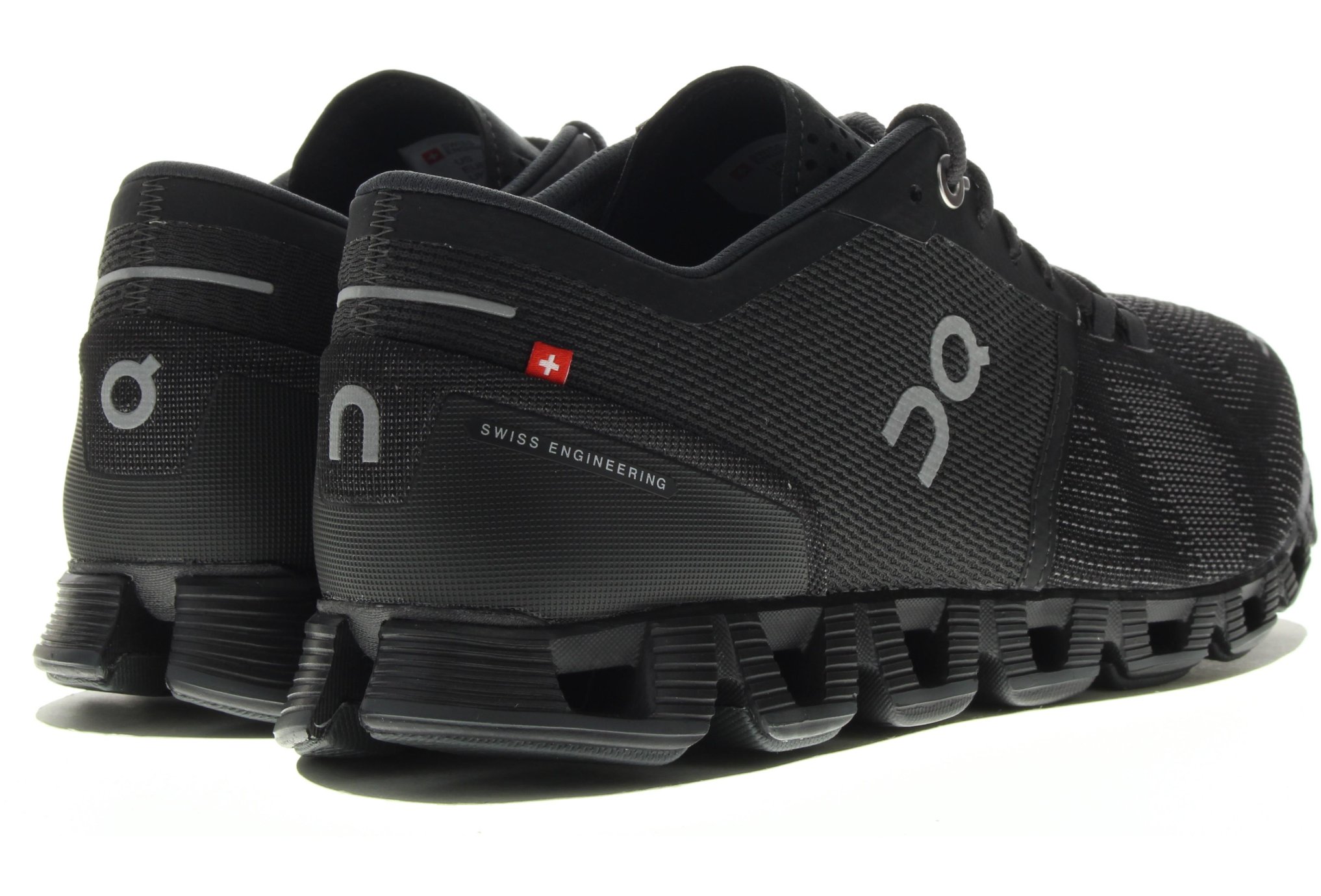 On-Running Cloud X Damen
