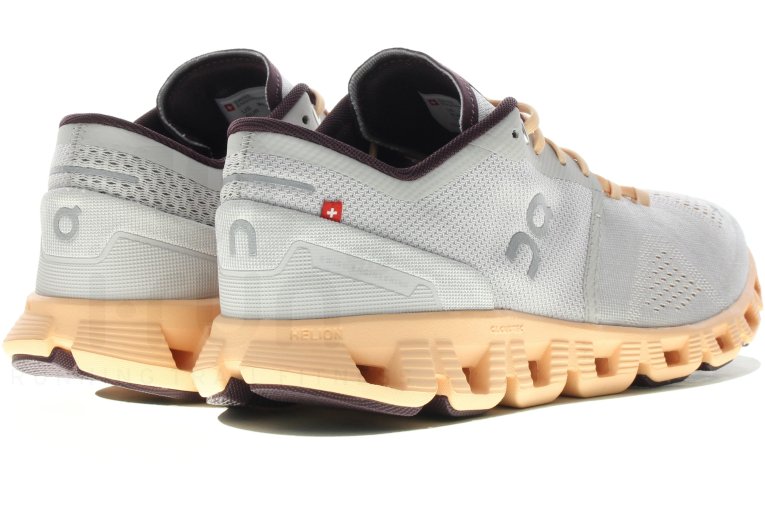 On-Running Cloud X Damen