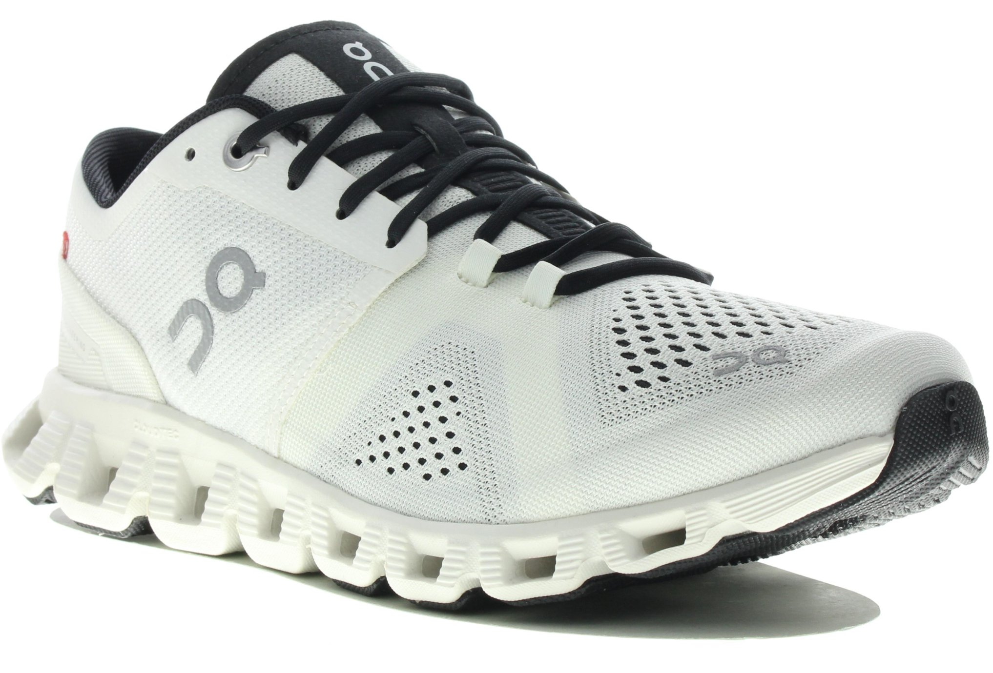 On-Running Cloud X Damen