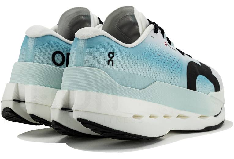 On-Running Cloudboom Max 