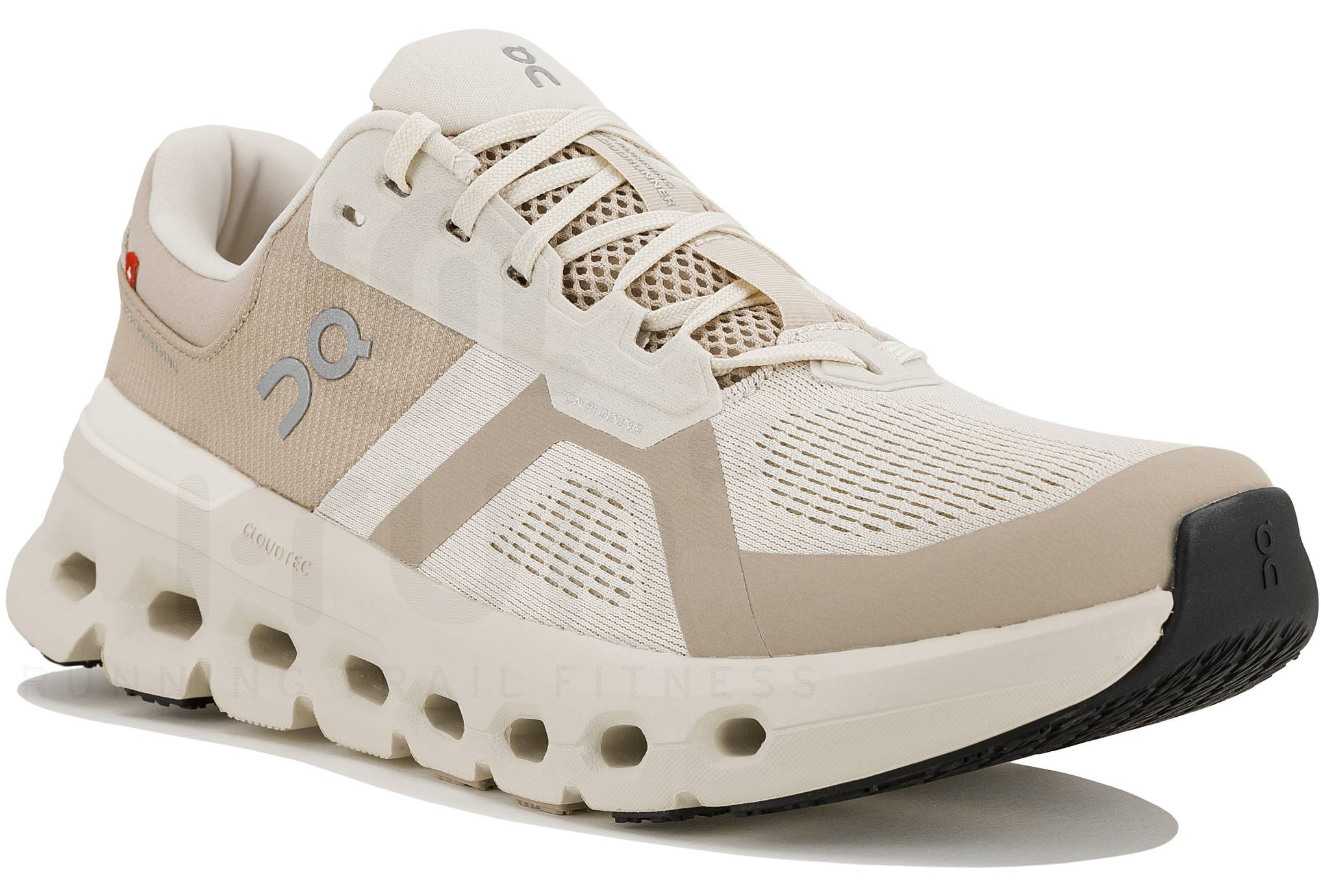 Do On Cloud running shoes run small?
