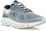 On-Running Cloudstratus 3 M