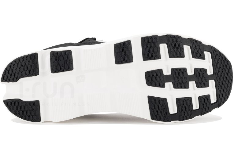 On-Running Cloudstratus 3 M