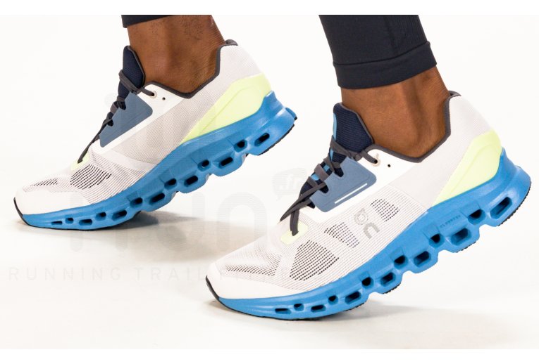 On-Running Cloudstratus M 