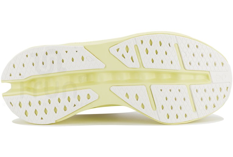 On-Running Cloudsurfer Max