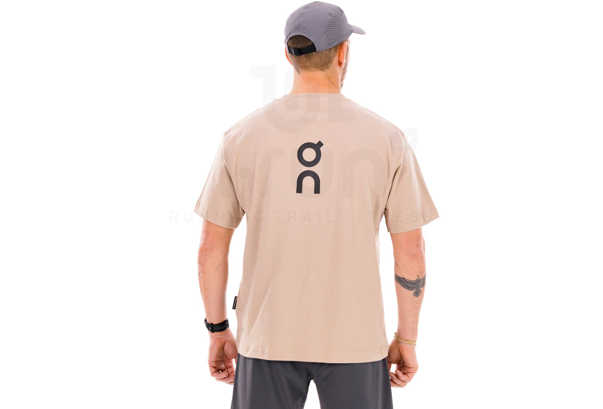 On-Running Club T M
