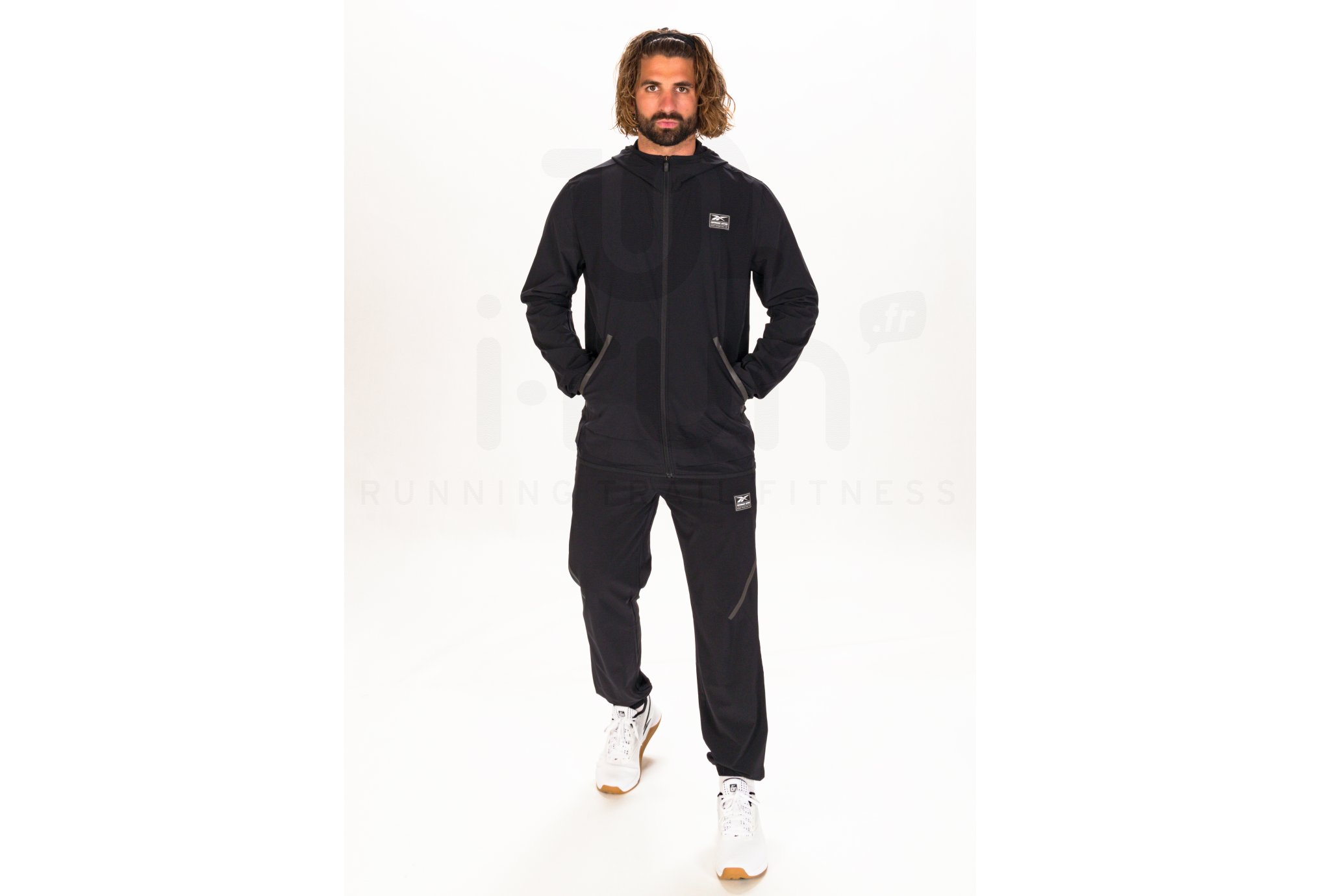 Reebok Performance Certified Vector M