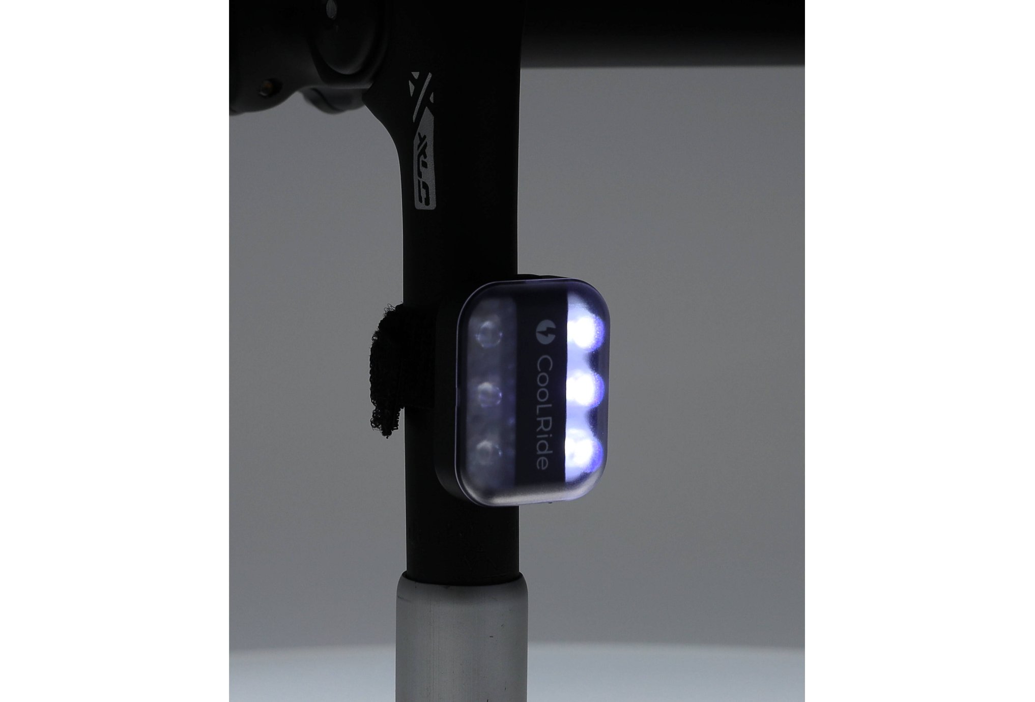 Rflect Multi-use LED clip