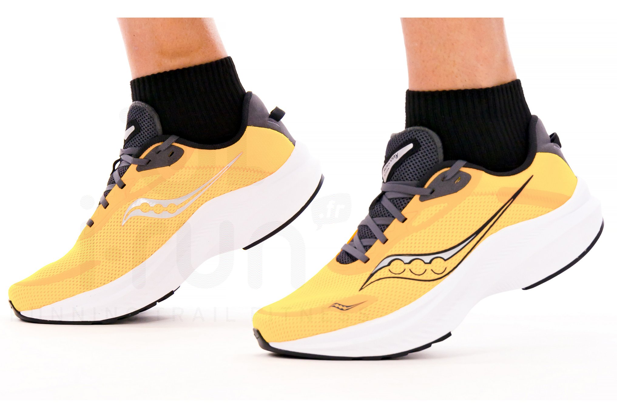 Saucony Axon 3