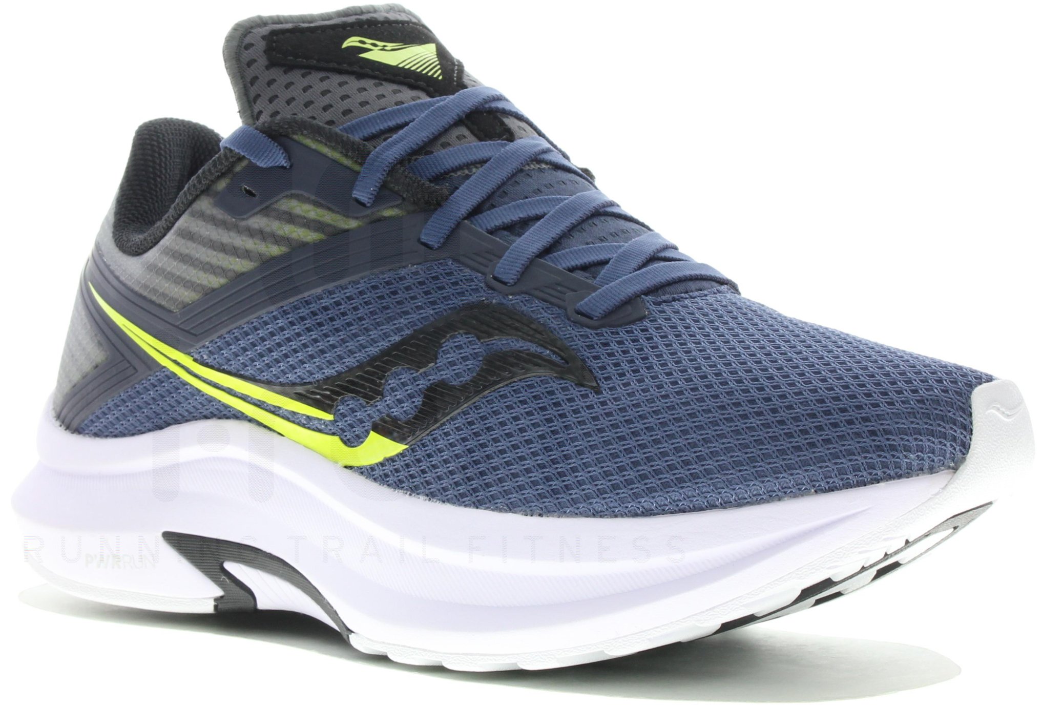 Saucony Axon
