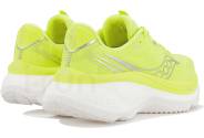 Saucony Hurricane 26