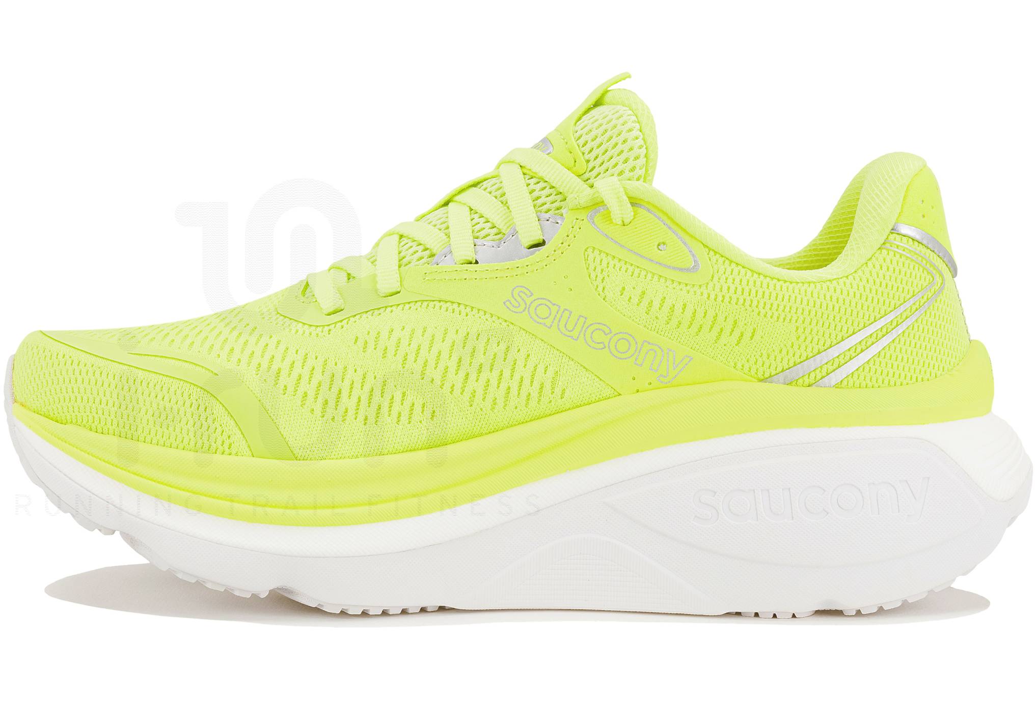 Saucony Hurricane 26