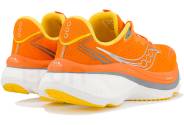Saucony Hurricane 26