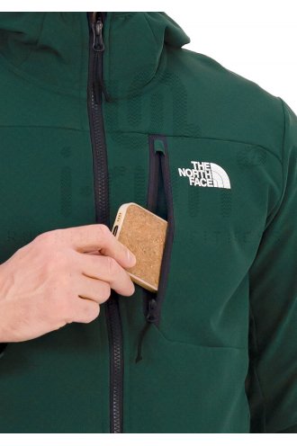 The North Face Mountain Athletics Softshell 