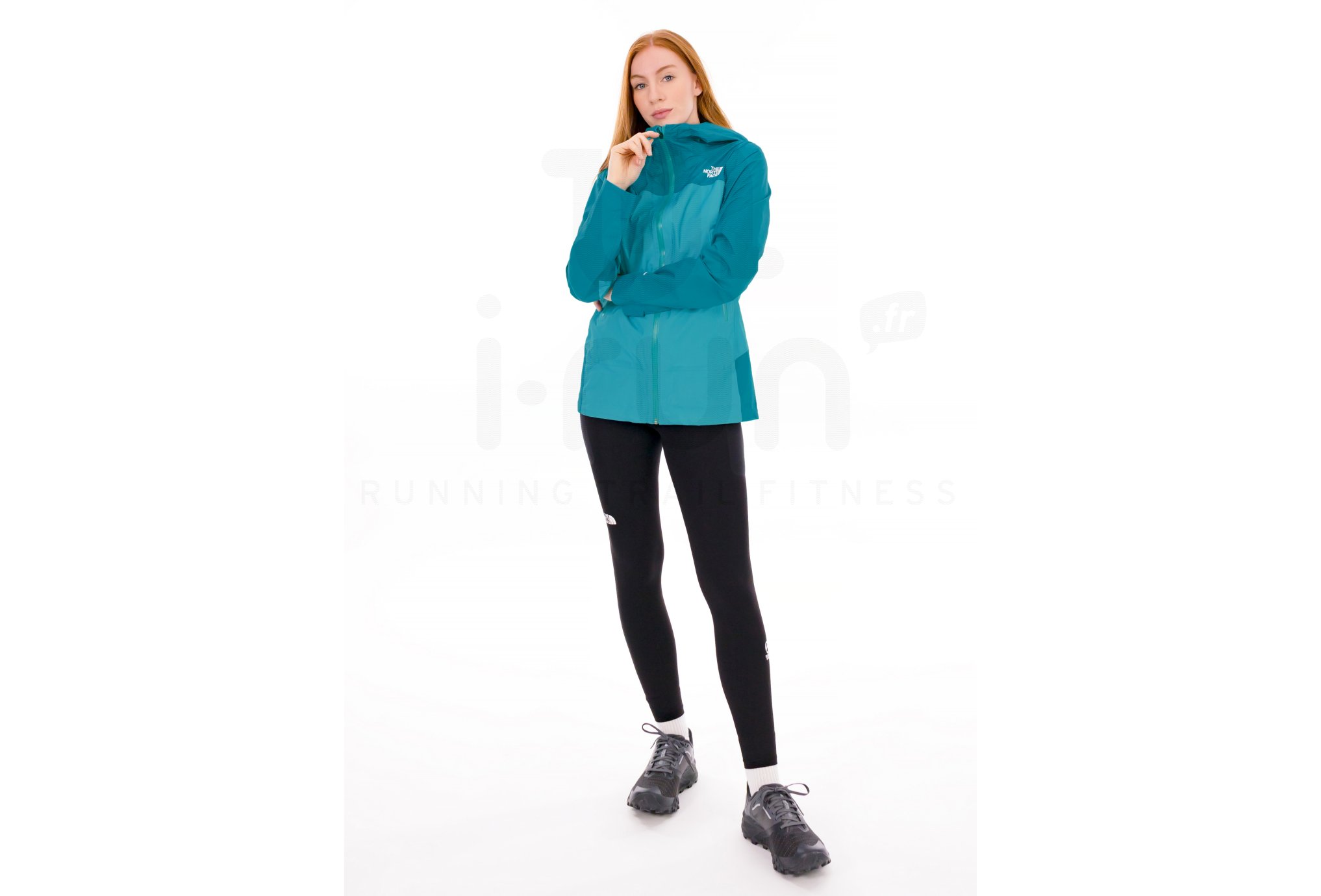 The North Face Signal 2.5L DryVent