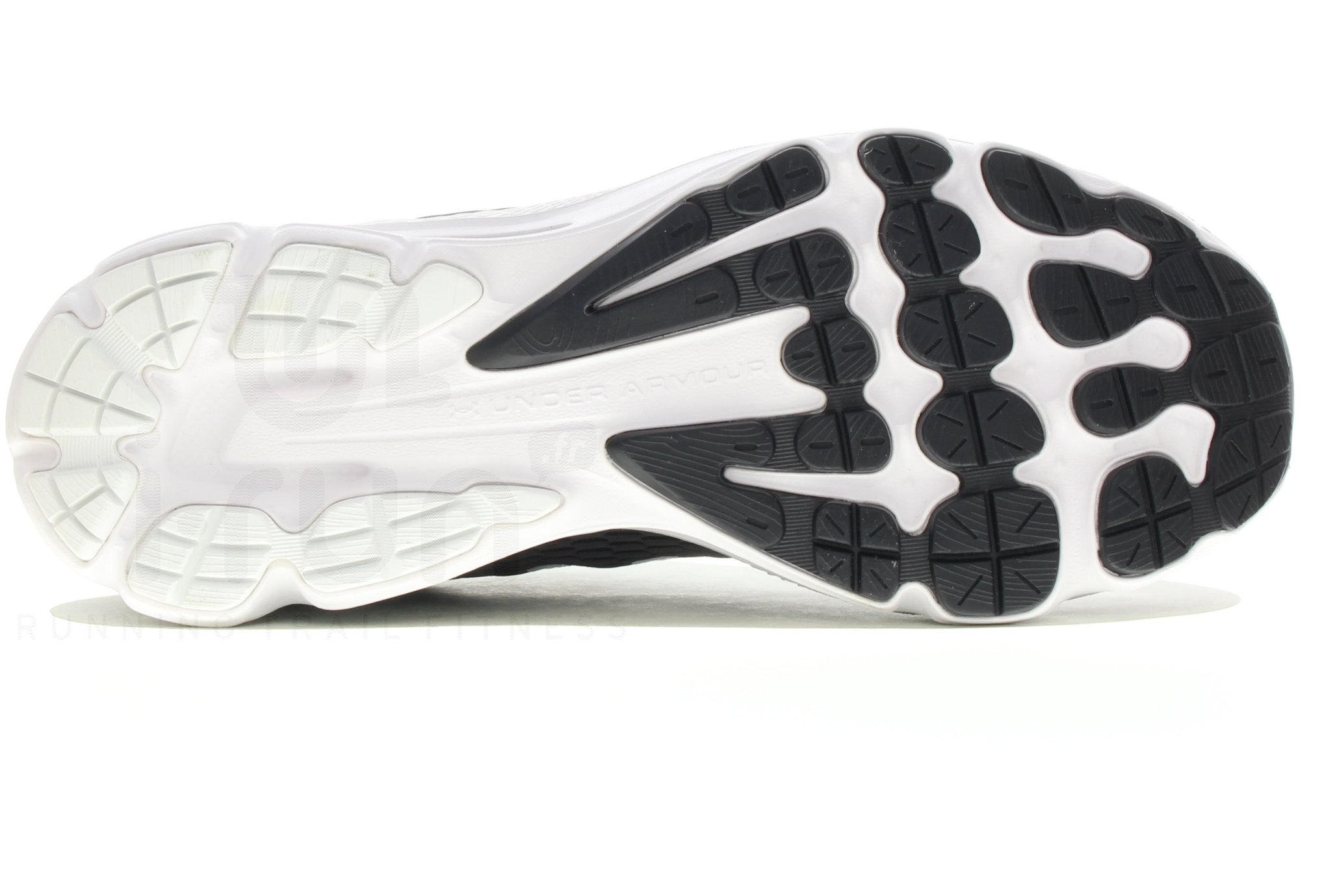 Under Armour Charged Intake 3