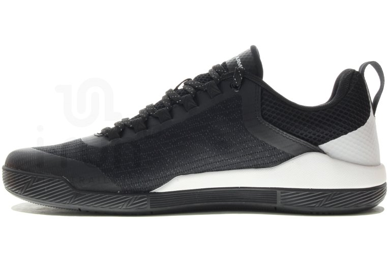 Under Armour Charged Legend TR M 