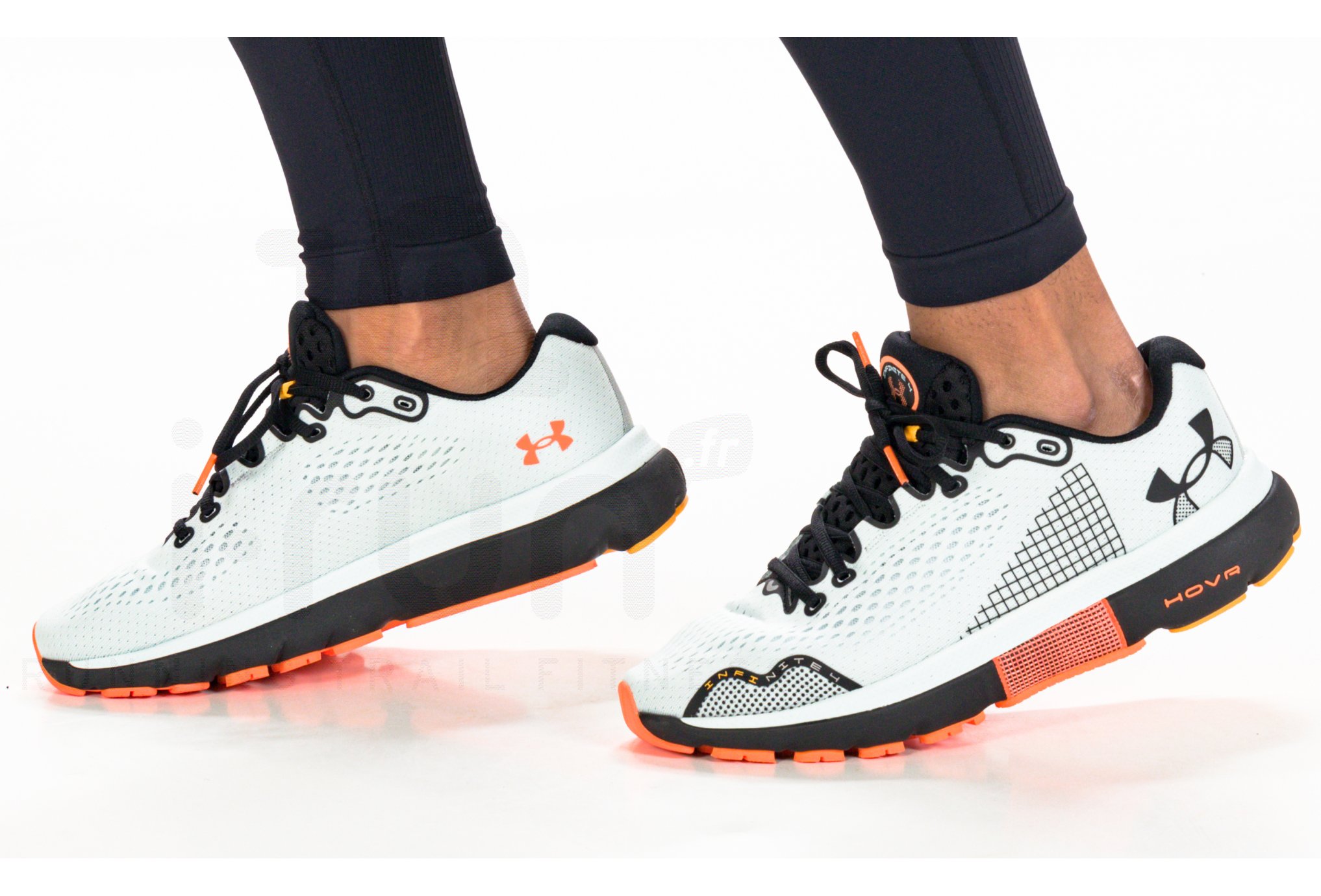 Under Armour HOVR Infinite 4 Herren