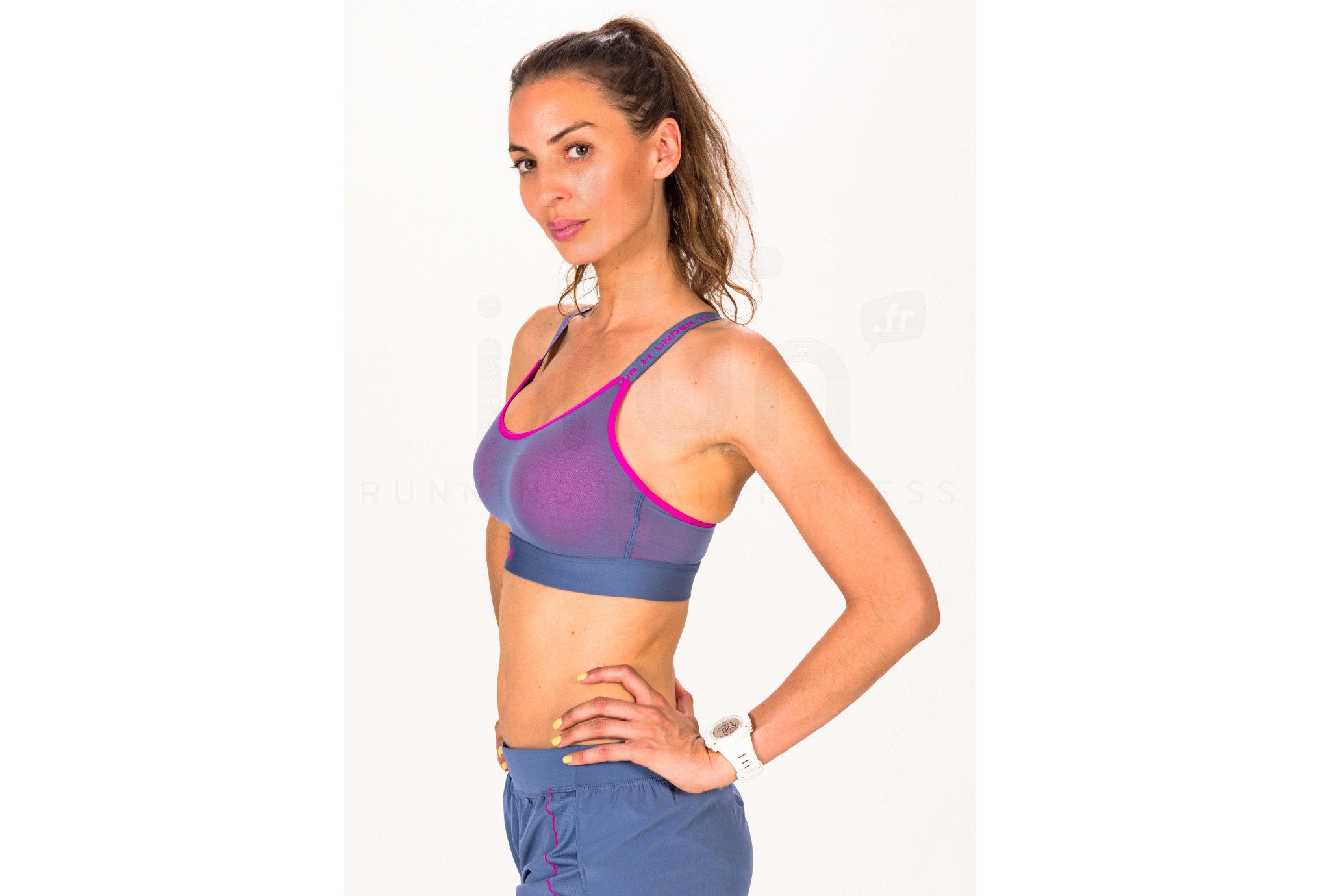 Under Armour sujetador deportivo Infinity Mid Run