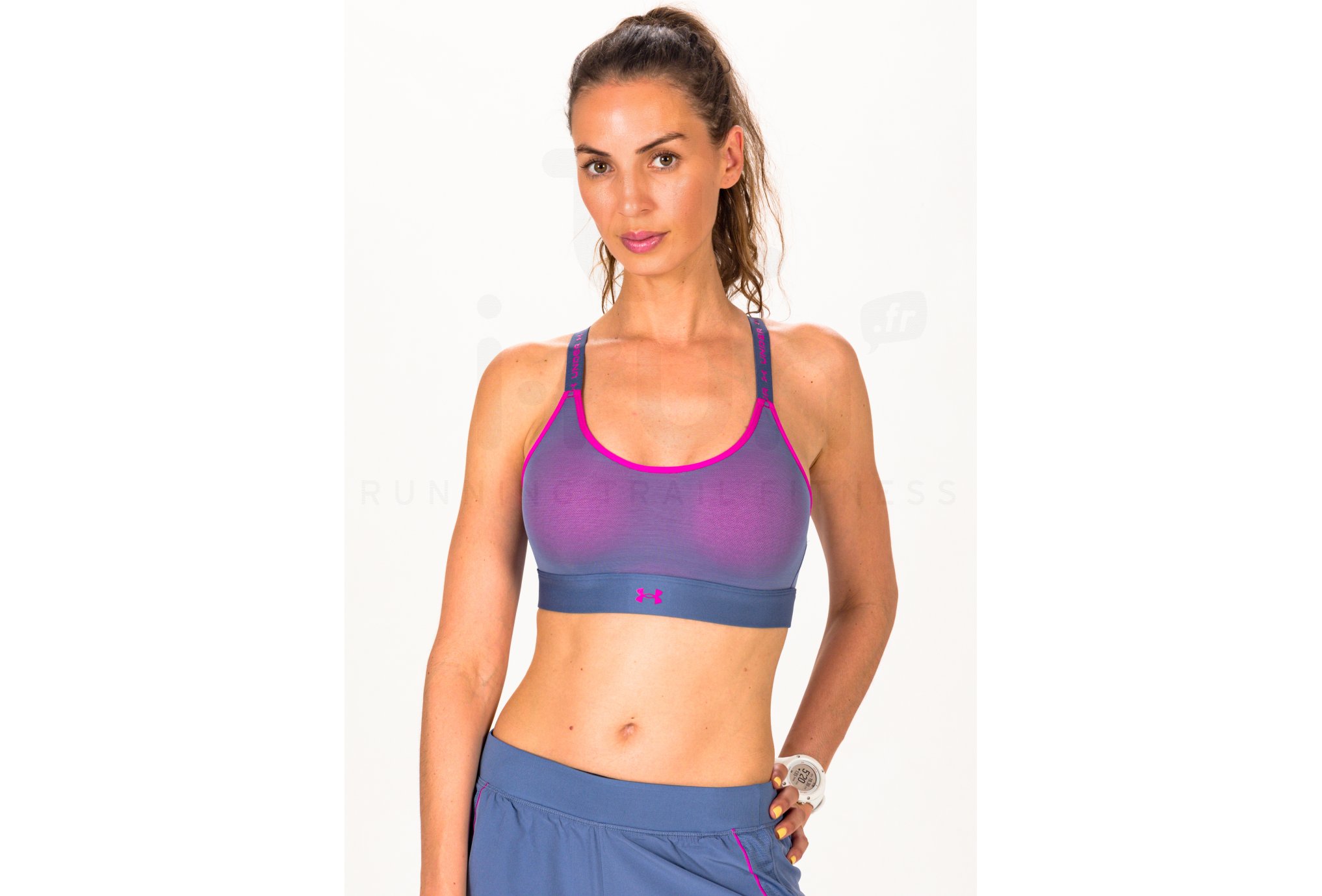Under Armour sujetador deportivo Infinity Mid Run